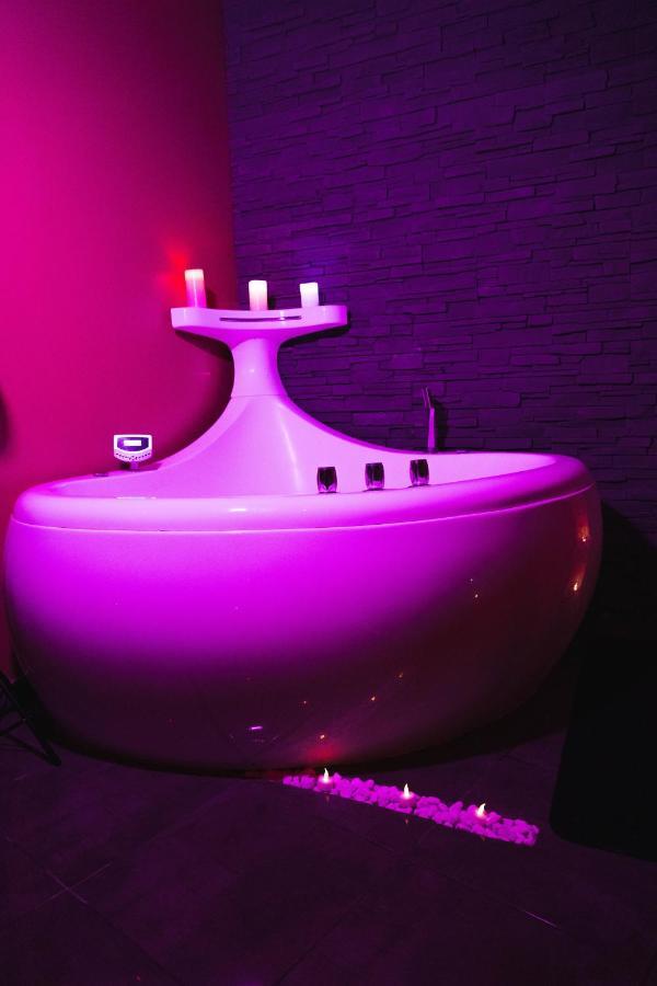 Homesparadise Loveroom Besançon Kültér fotó